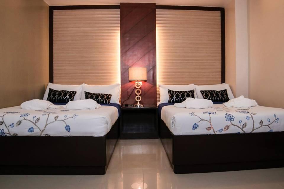 Mezza Hotel Koronadal Bagian luar foto